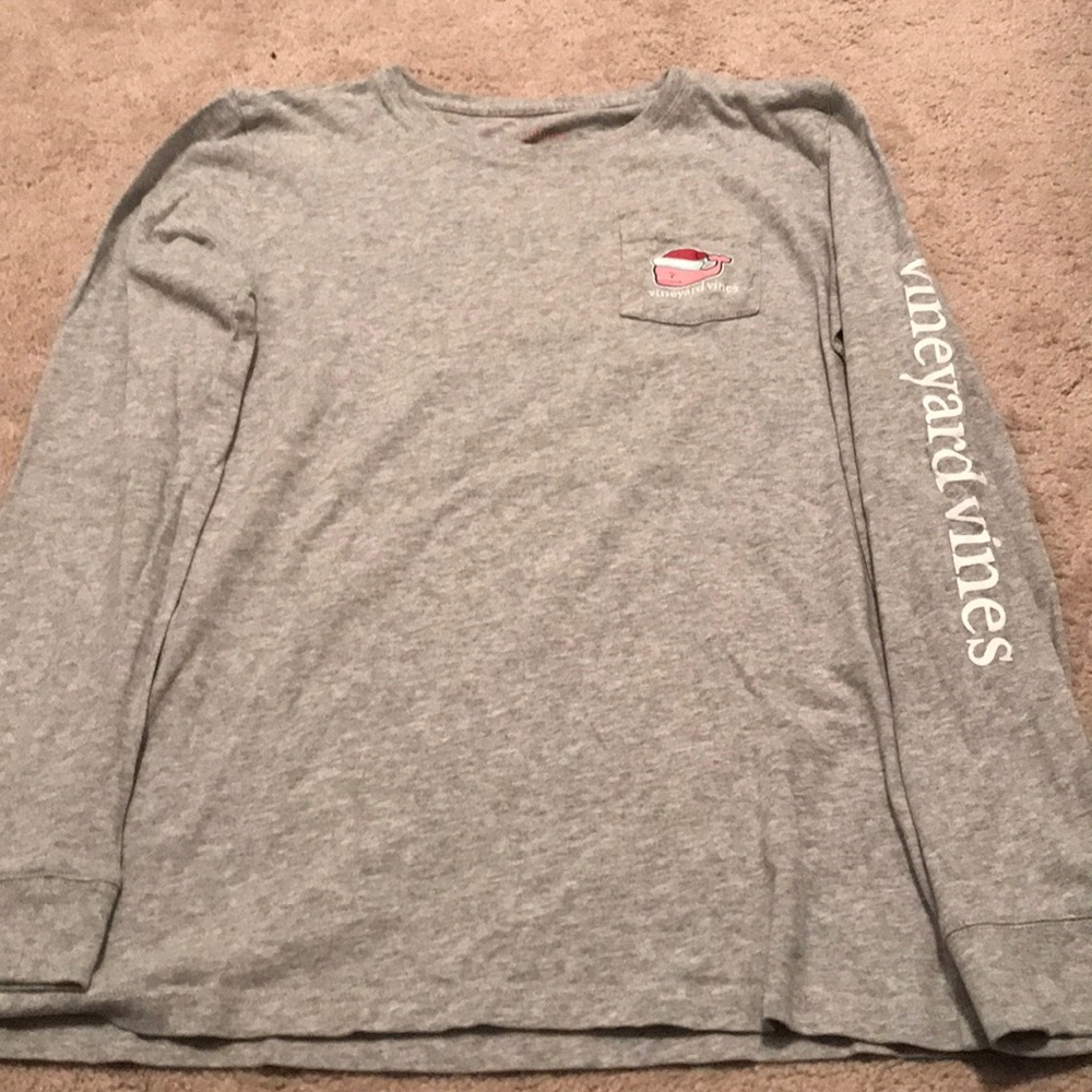 Vineyard Vines Christmas tee